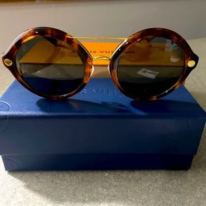 Louis Vuttion sunnies